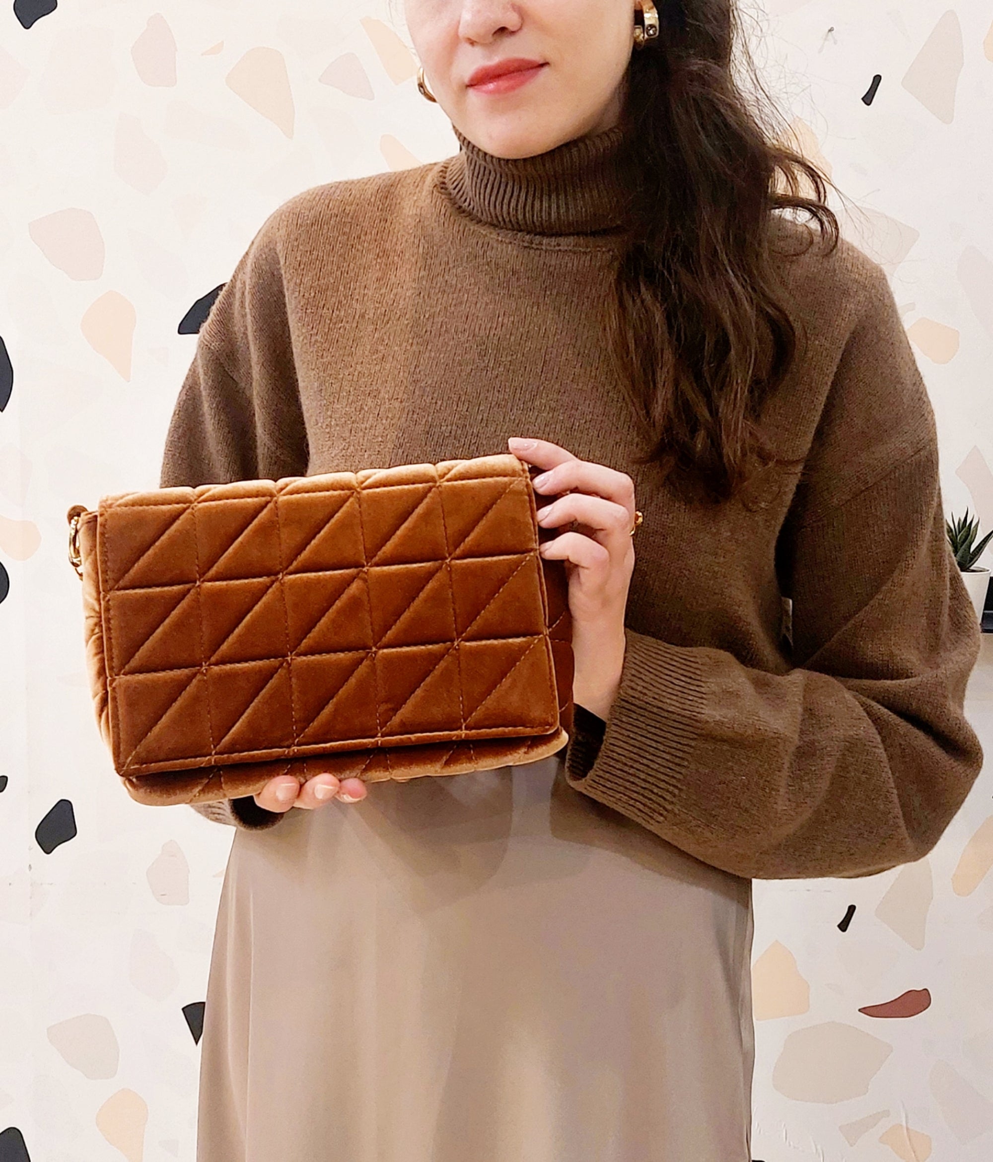 BORSA IN VELLUTO TRAPUNTATO CHAMPAGNE