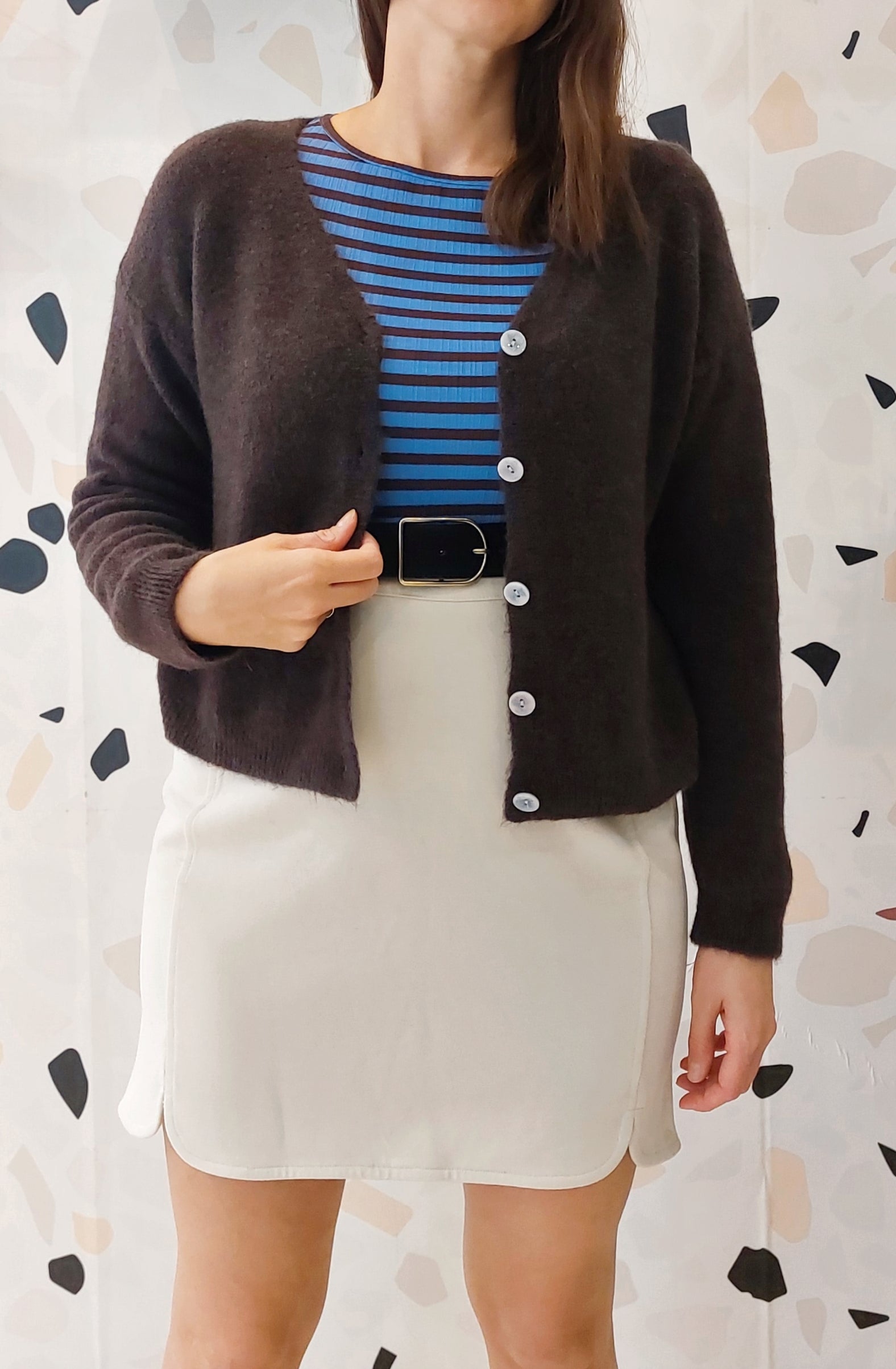 CARDIGAN MARRONE CON LANA