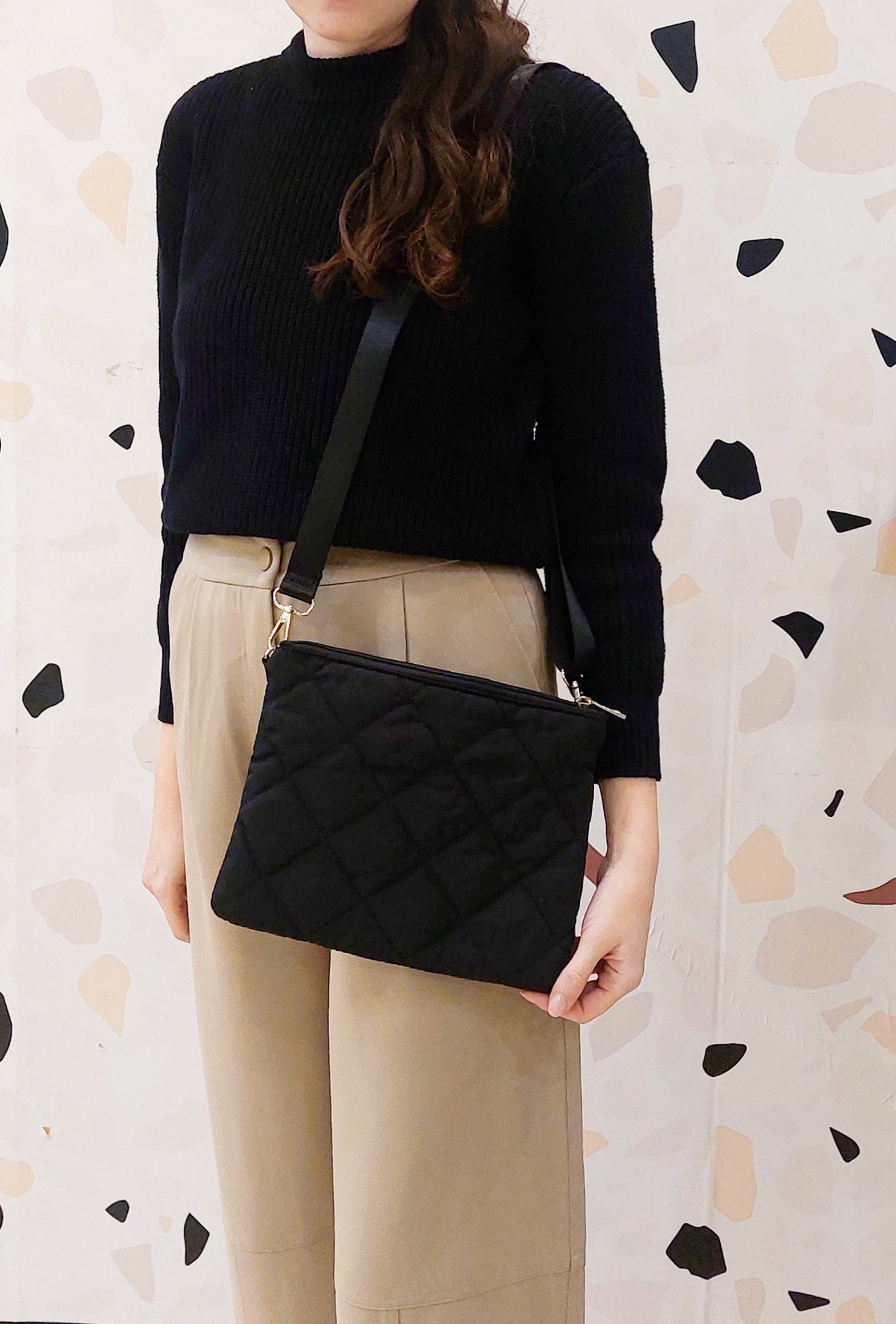 BORSA IMPERMEABILE TRAPUNTATA NERA