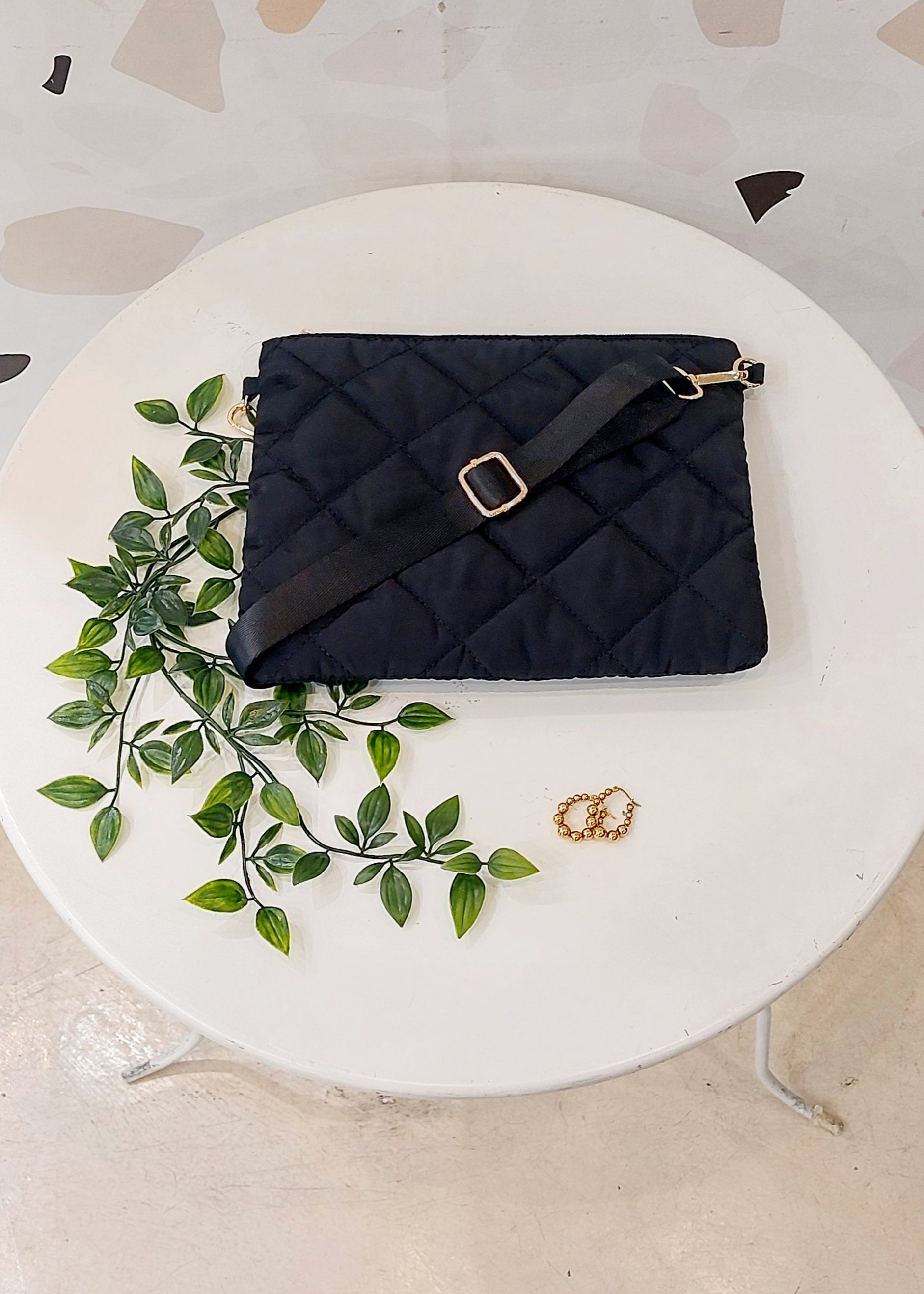 BORSA IMPERMEABILE TRAPUNTATA NERA