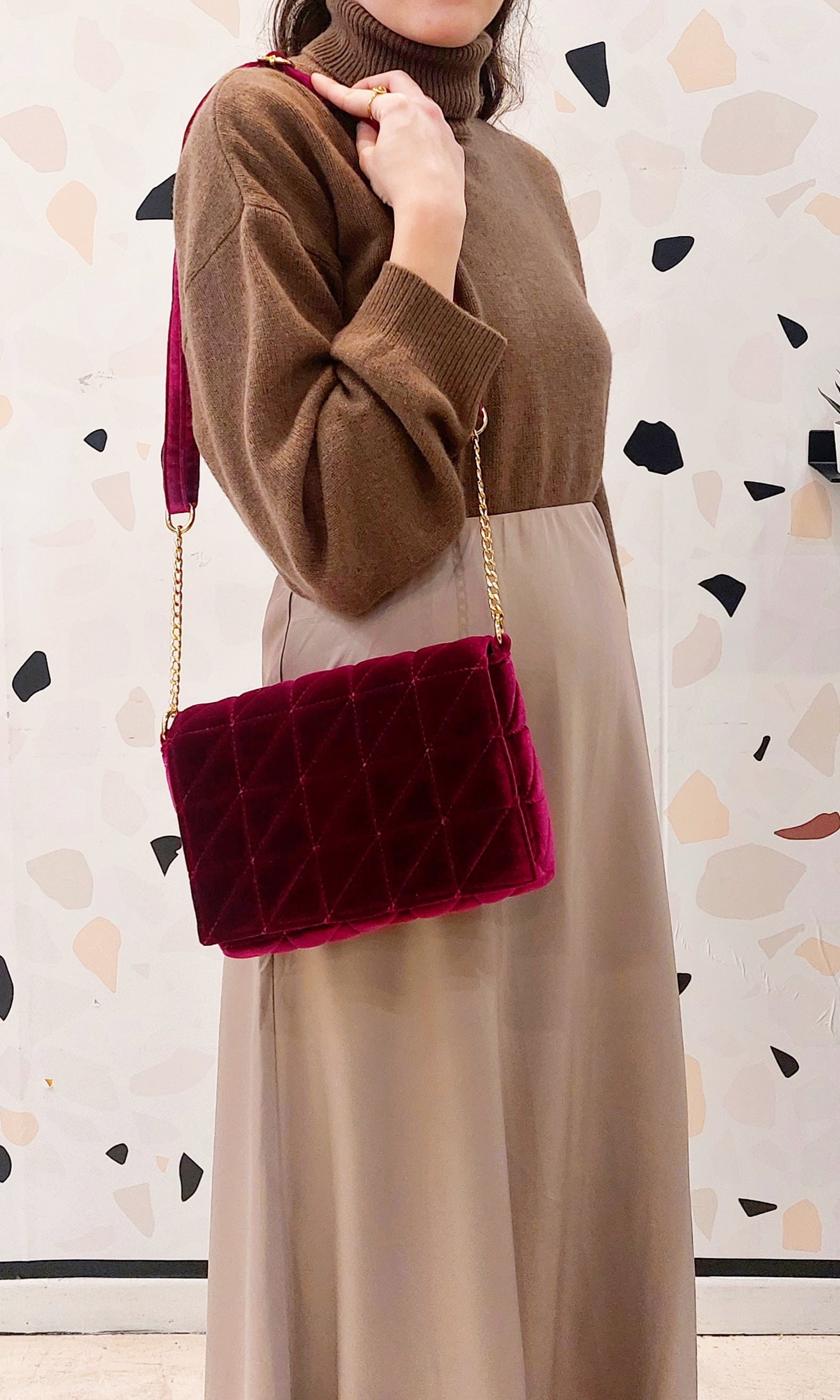 BORSA IN VELLUTO TRAPUNTATO MAGENTA