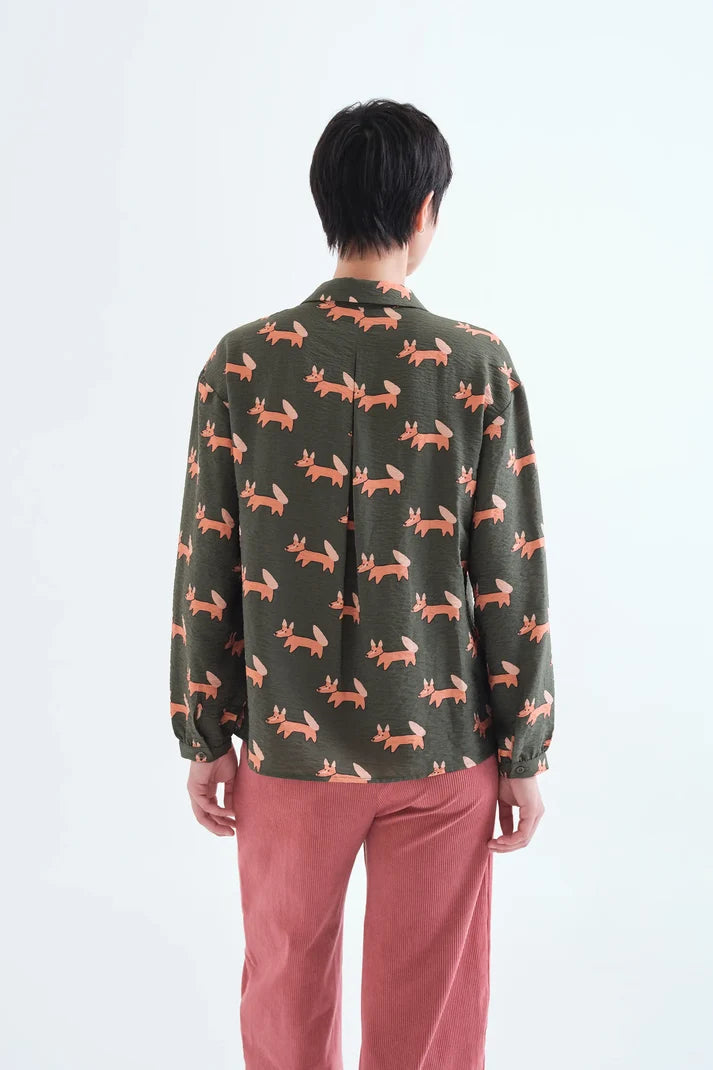 CAMICIA VERDE CON STAMPA VOLPI