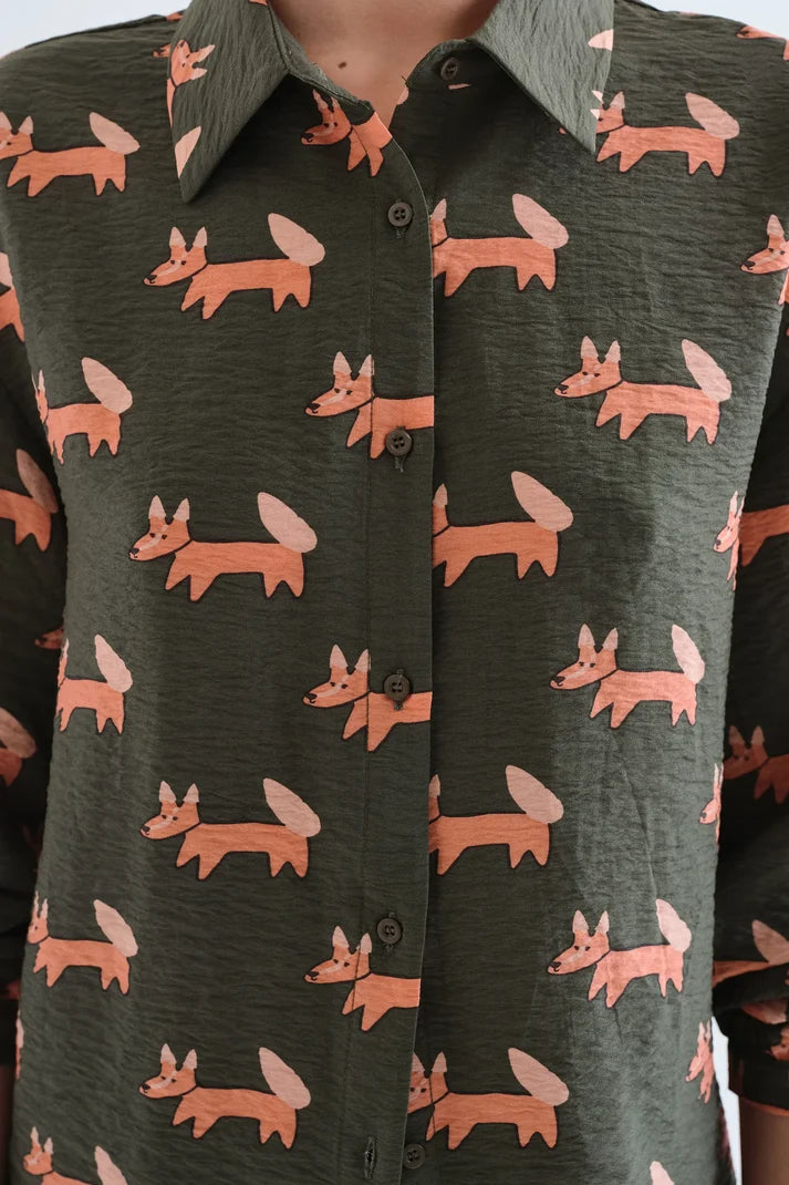 CAMICIA VERDE CON STAMPA VOLPI