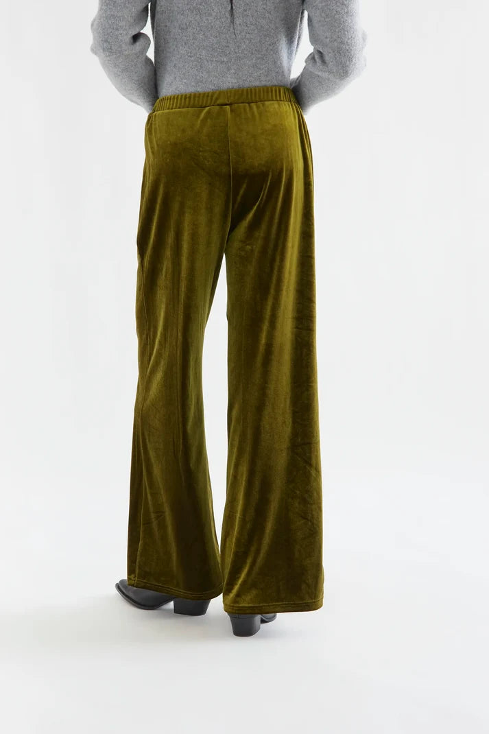 Pantaloni in velluto a coste verde oliva