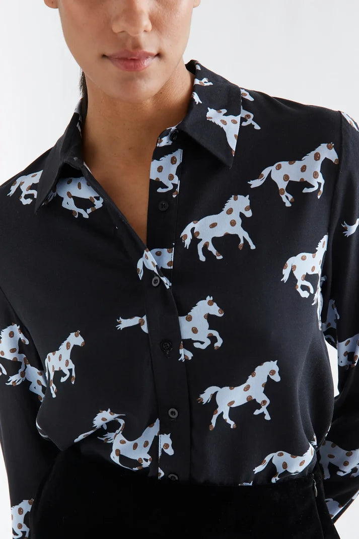 Camicia con stampa cavalli in viscosa