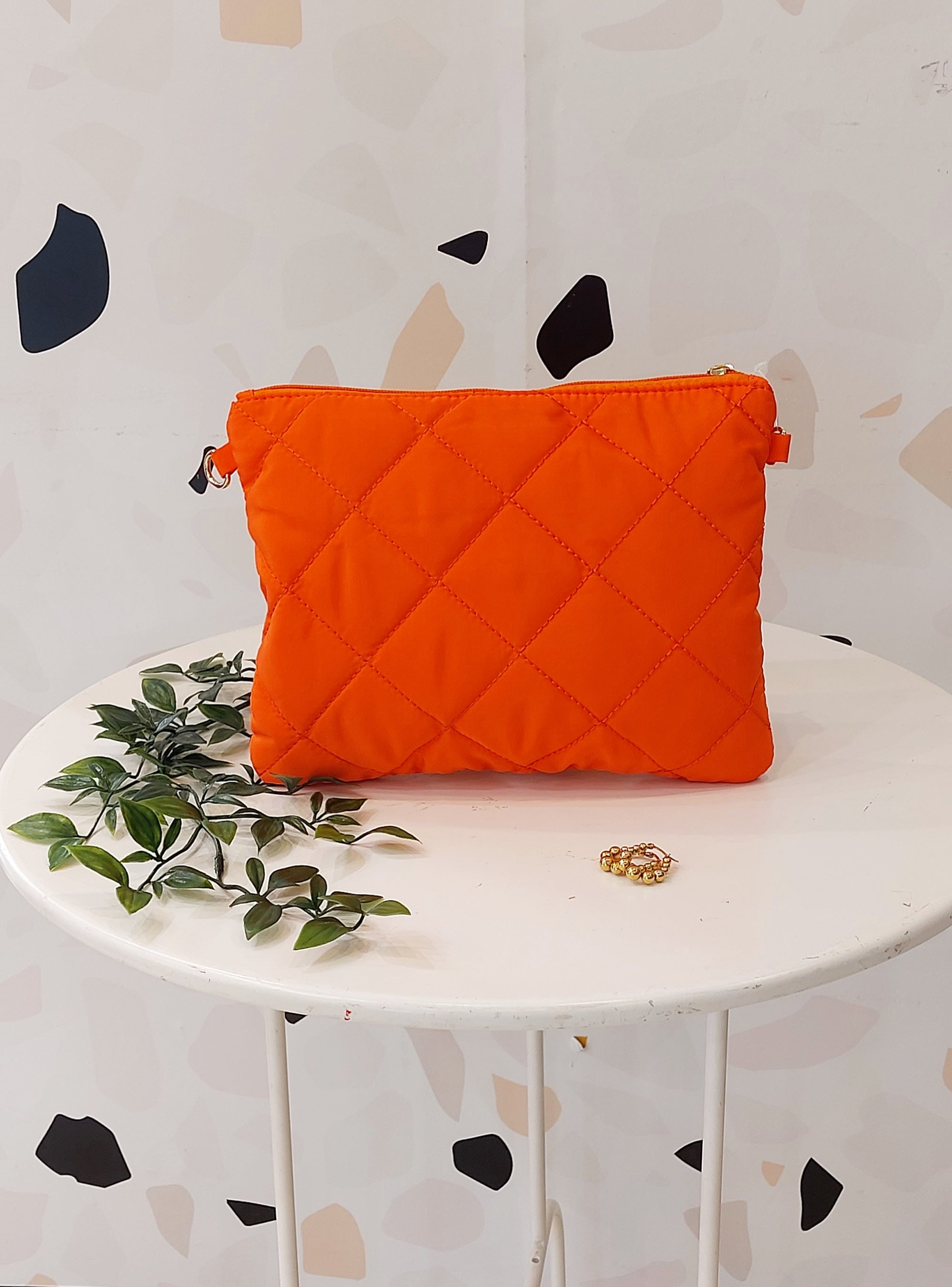 BORSA IMPERMEABILE TRAPUNTATA ARANCIONE