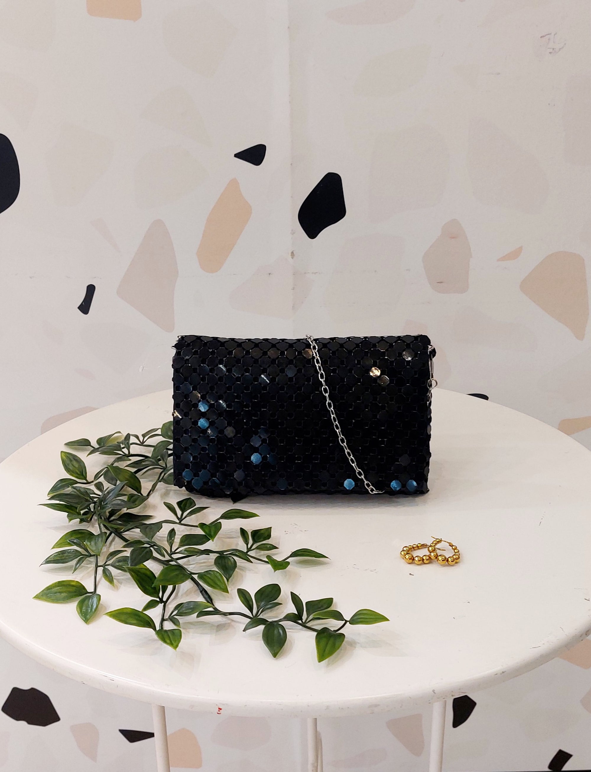 POCHETTE CON PAILLETTES NERA