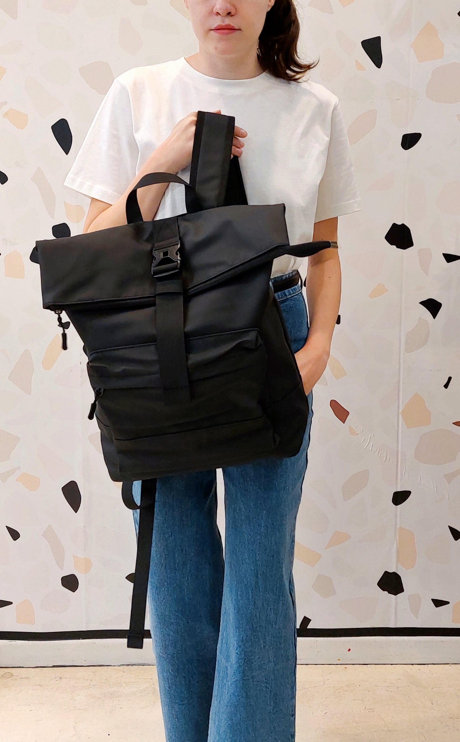 ZAINO NERO