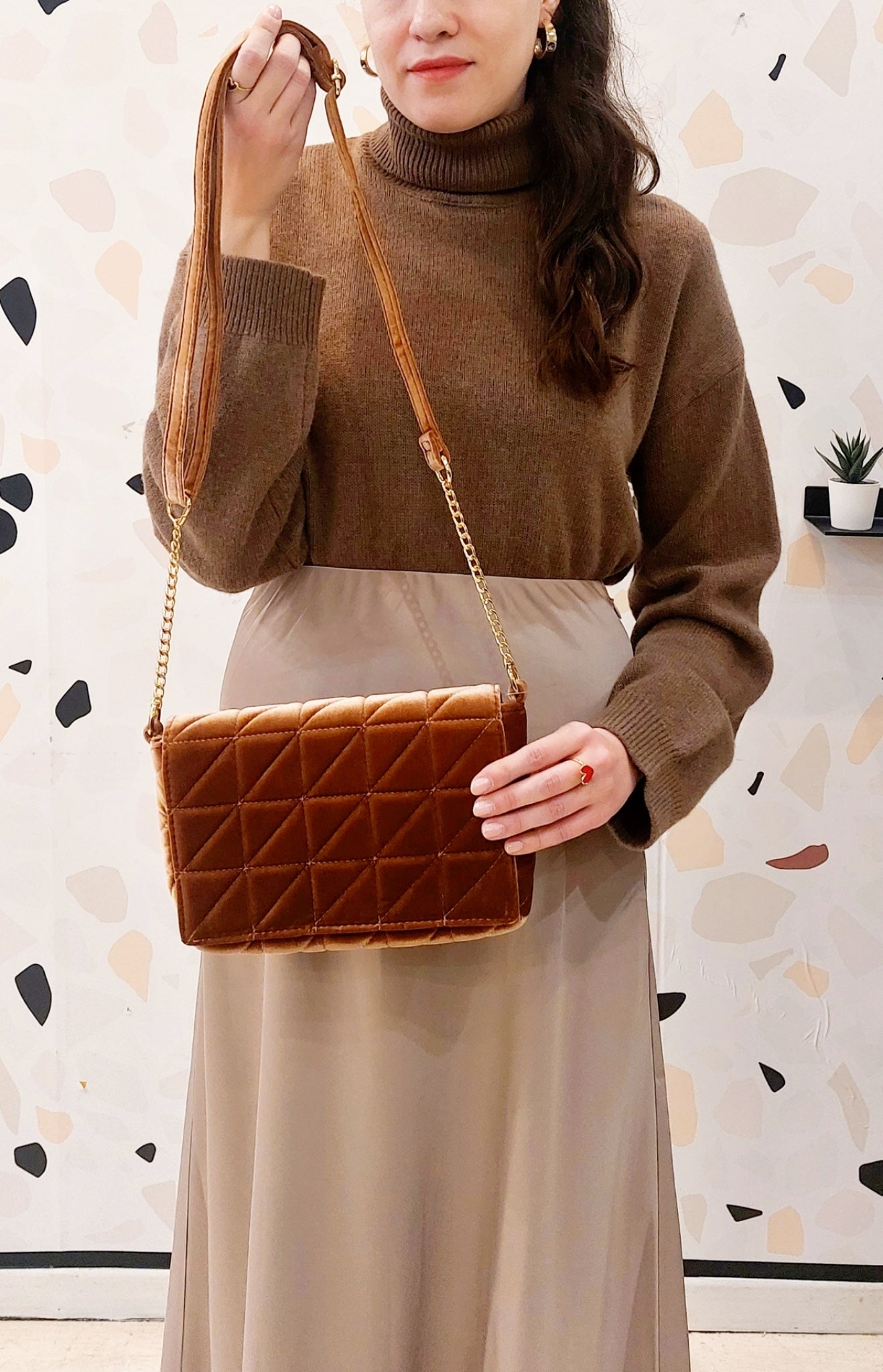 BORSA IN VELLUTO TRAPUNTATO CHAMPAGNE