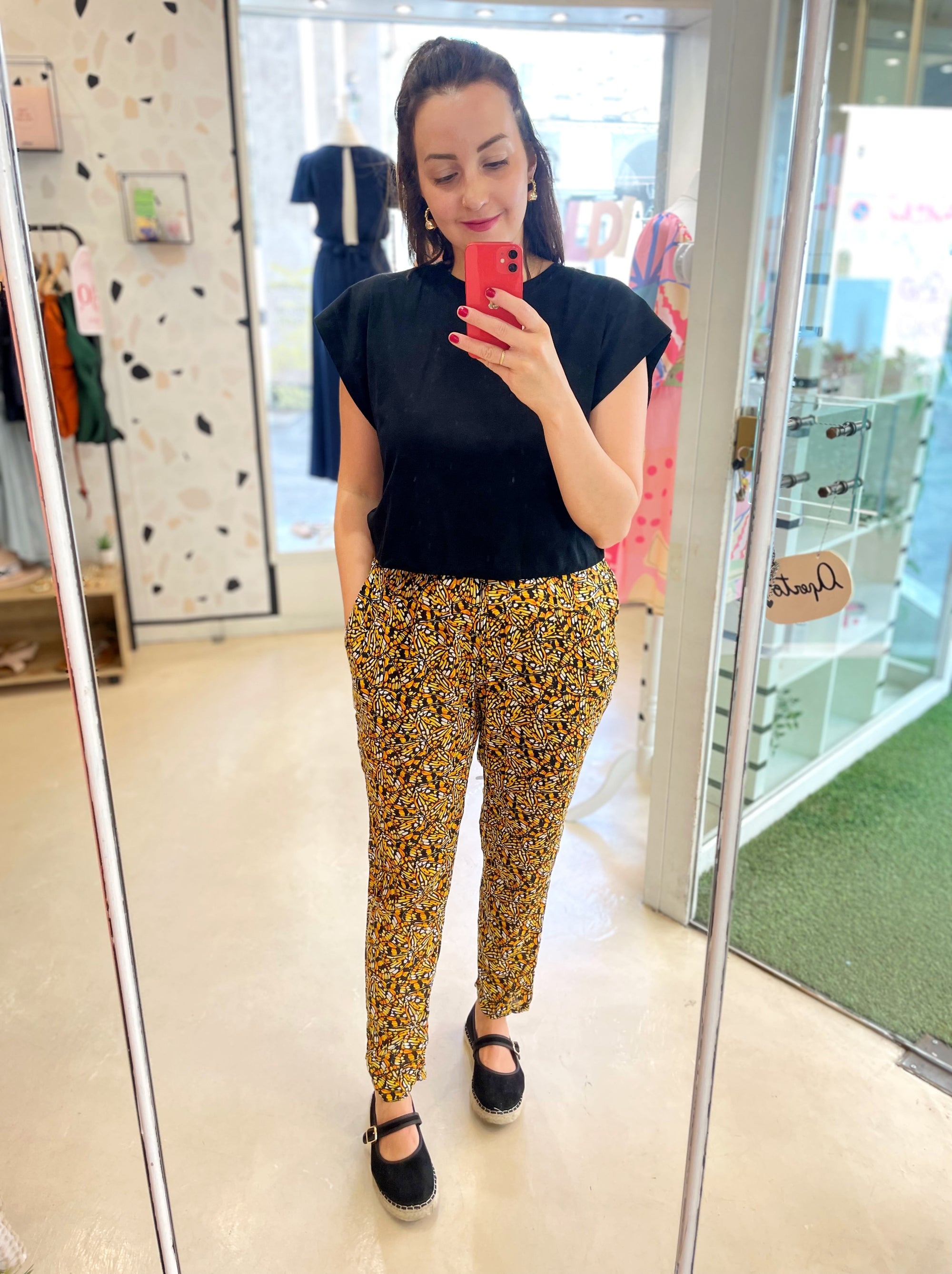 PANTALONE CON FANTASIA FARFALLE
