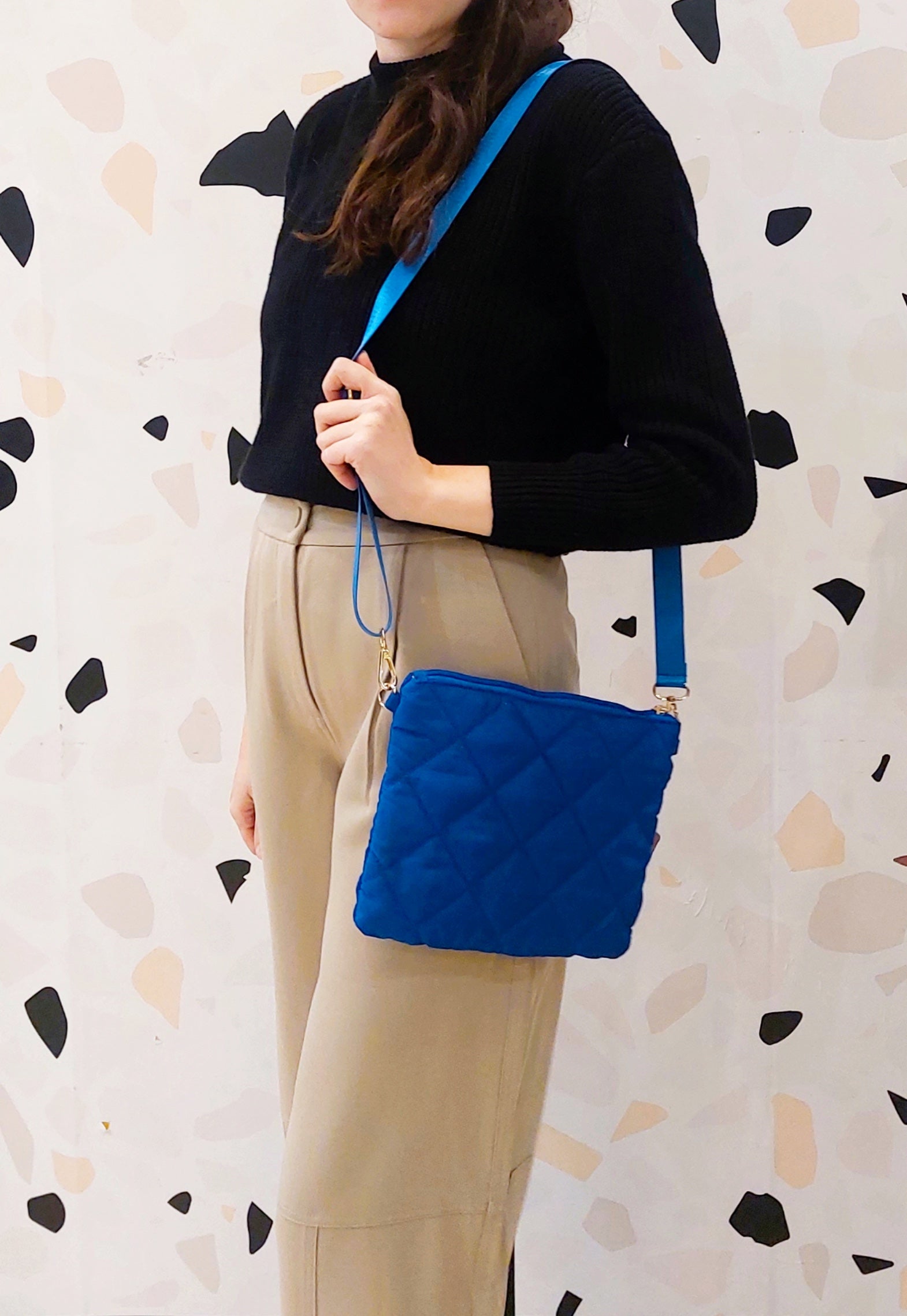 BORSA IMPERMEABILE TRAPUNTATA BLU