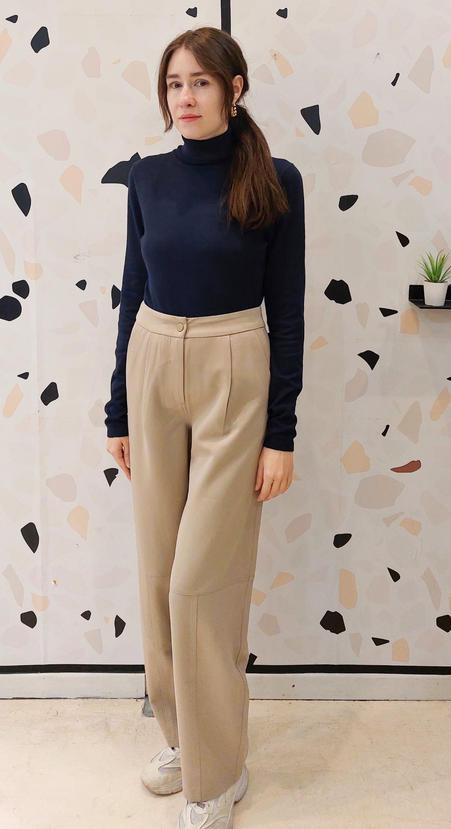 SOTTOGIACCA A COLLO ALTO BLU SCURO