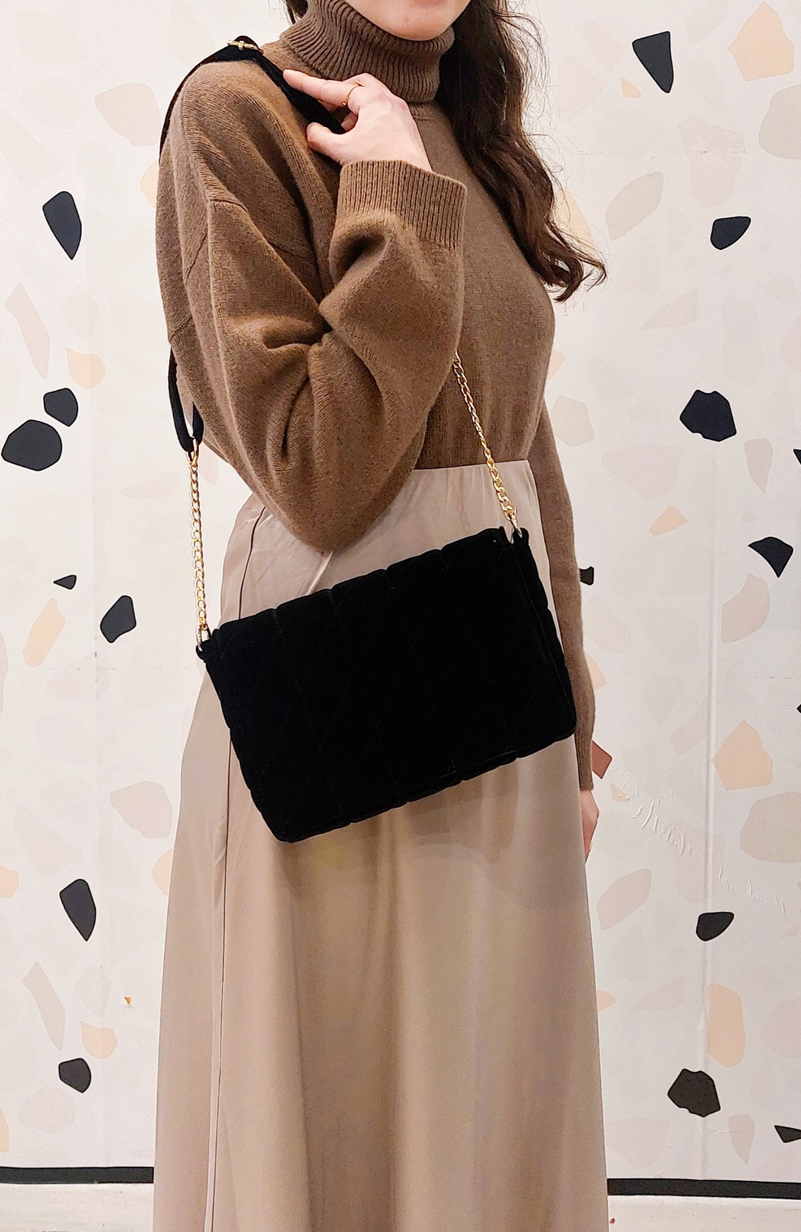 BORSA IN VELLUTO TRAPUNTATO NERO