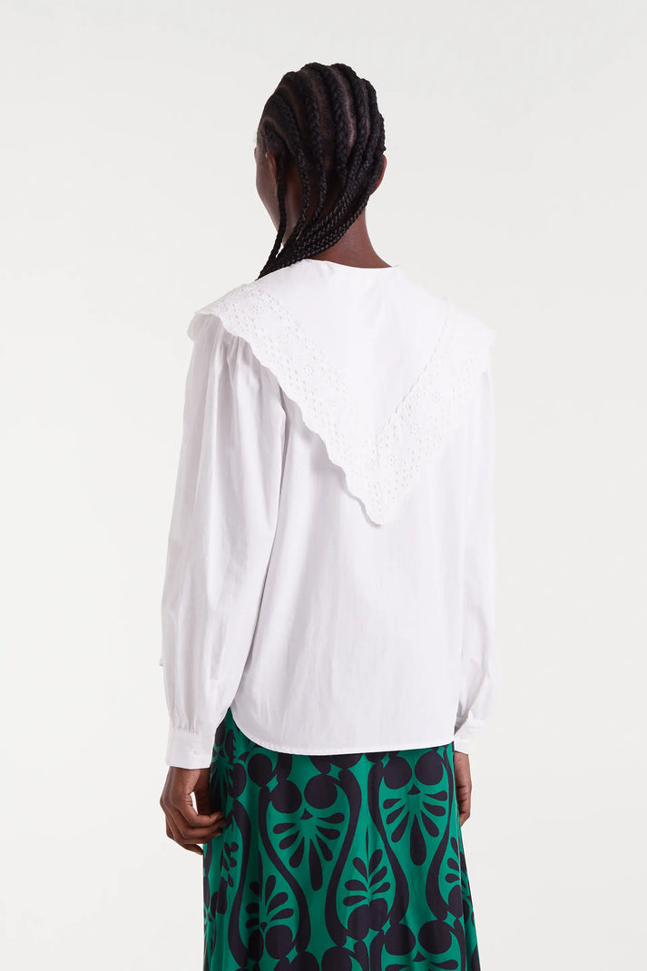 CAMICIA BIANCA CON COLLETTO RICAMATO