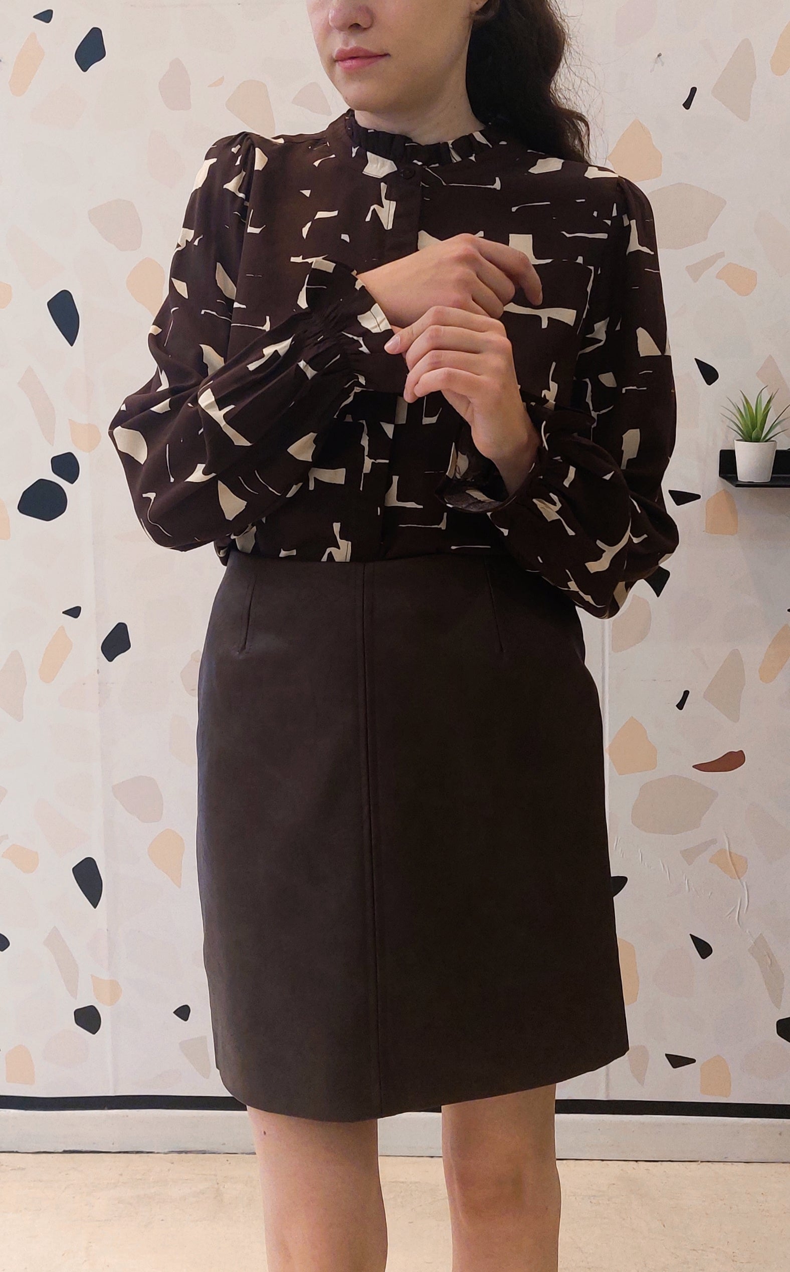 CAMICIA IN FANTASIA GEOMETRICA MARRONE