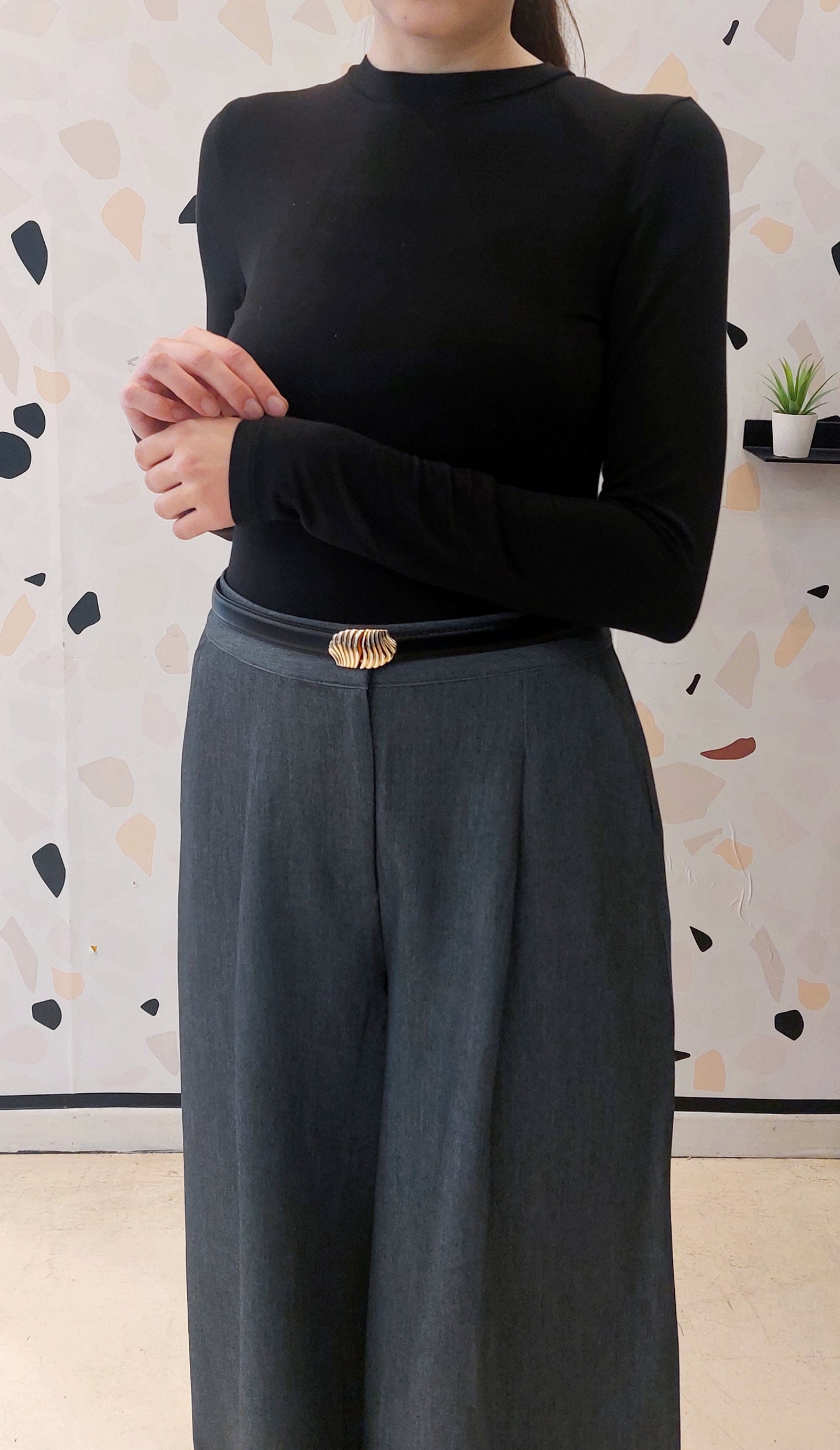 T-SHIRT A MANICA LUNGA NERA