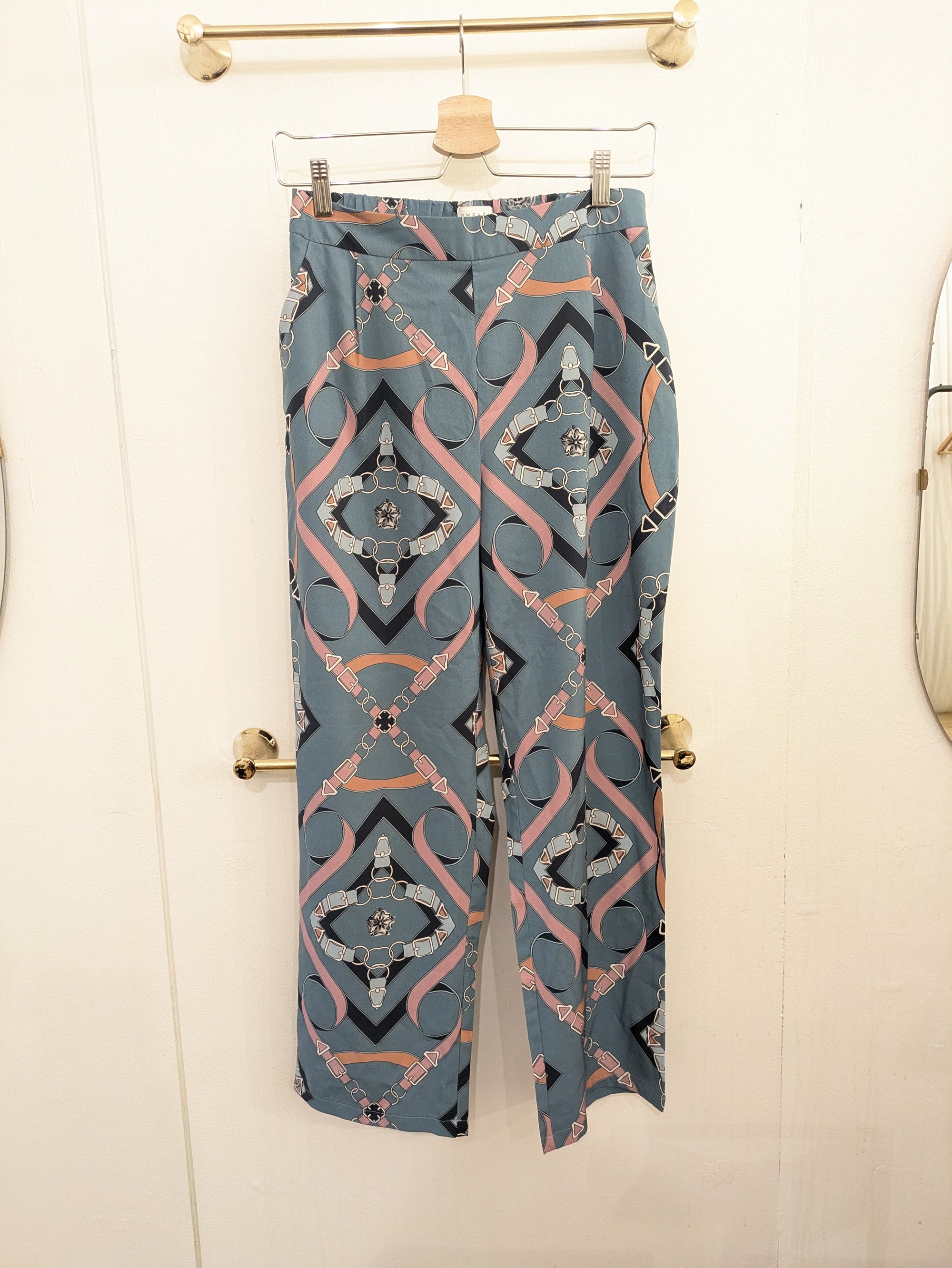 PANTALONI CON ELASTICO FANTASIA CATENE