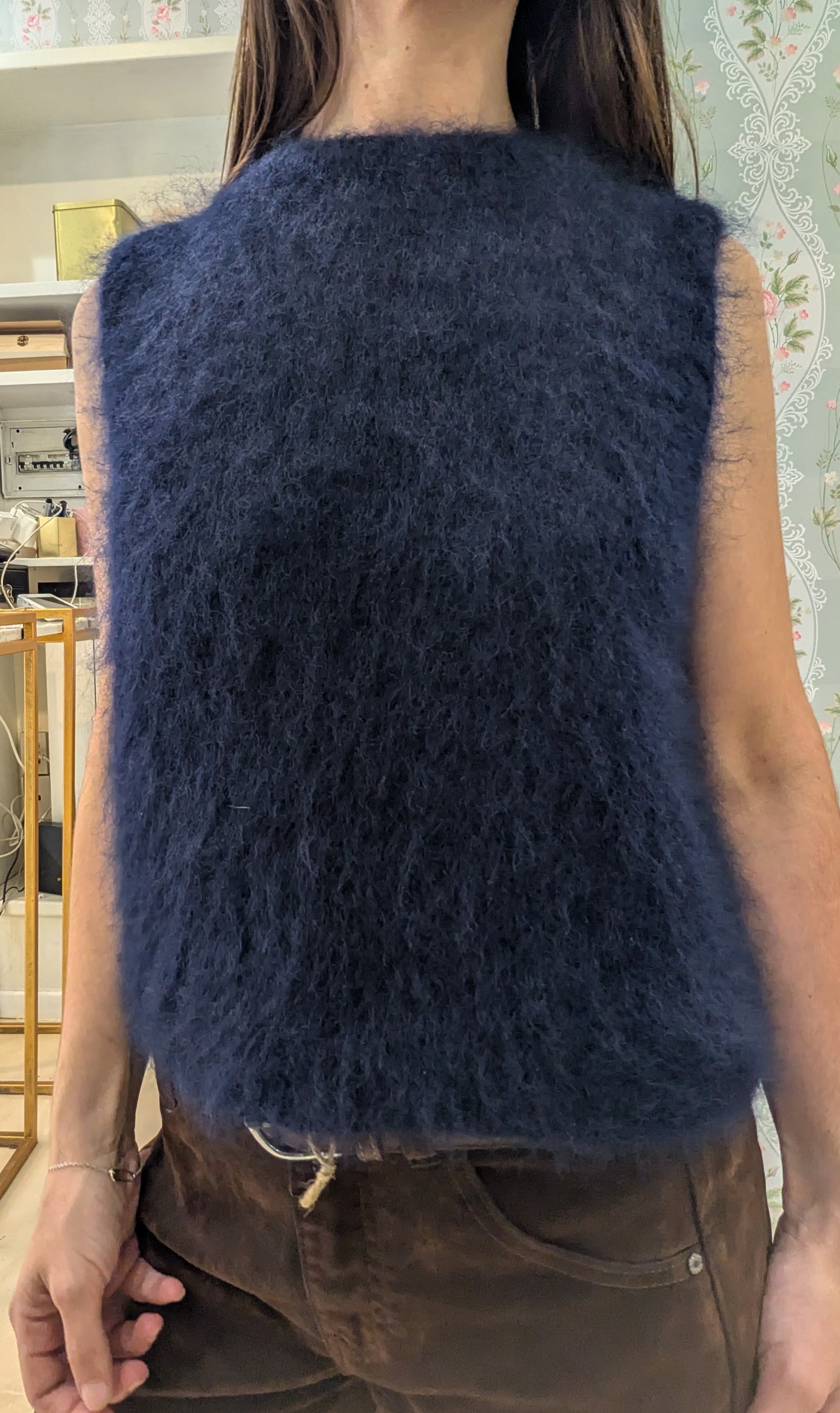 GILET BLU IN MOHAIR EFFETTO PELOSETTO
