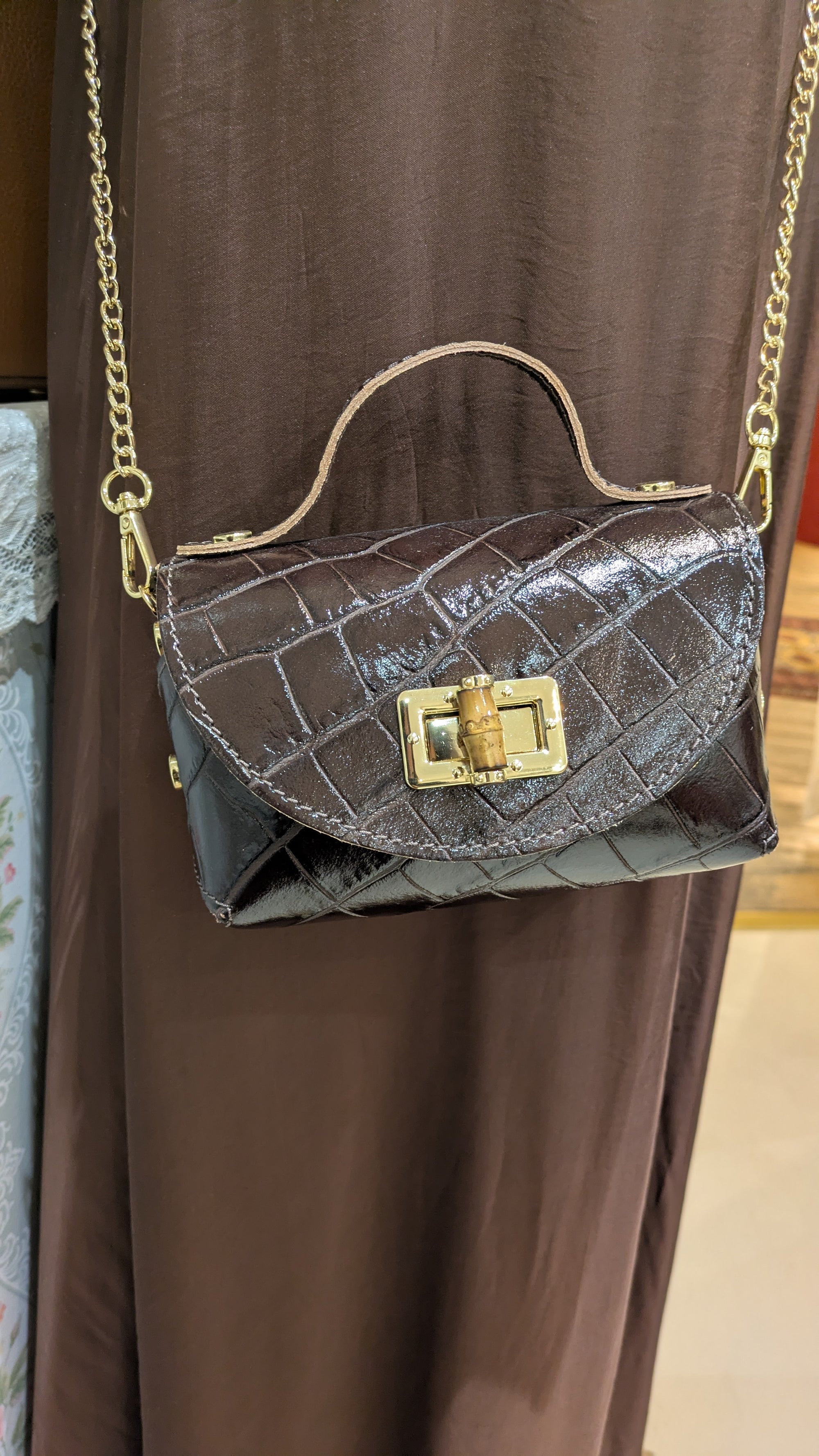PICCOLA E DELIZIOSA BORSA IN PELLE MADE IN ITALY