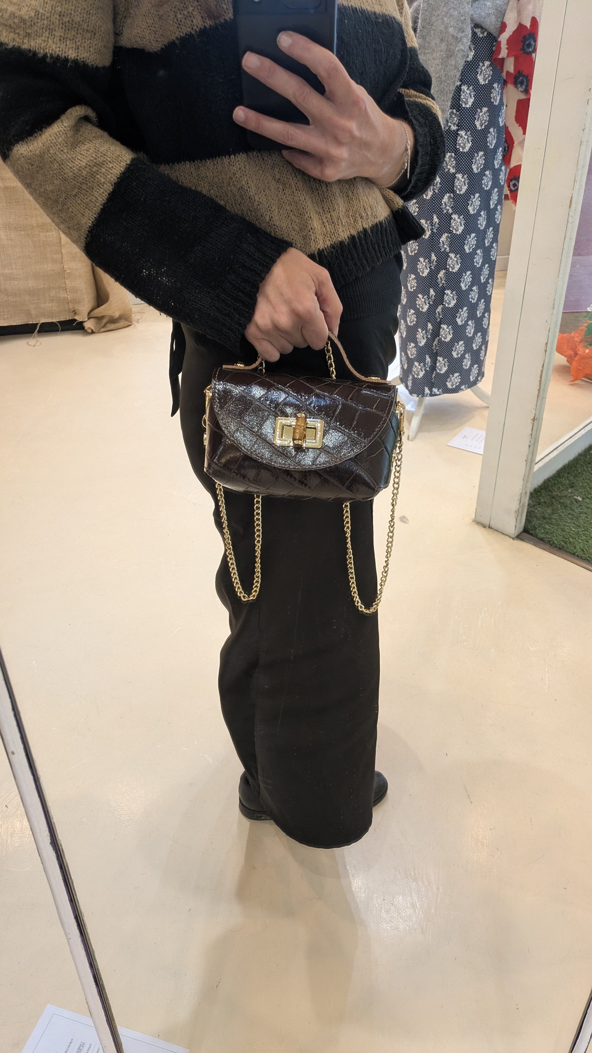 PICCOLA E DELIZIOSA BORSA IN PELLE MADE IN ITALY