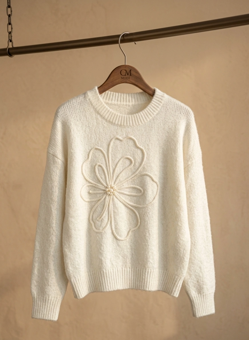 MAGLIONE IN MAGLIA CON GRANDE FIORE TRIDIMENSIONALE