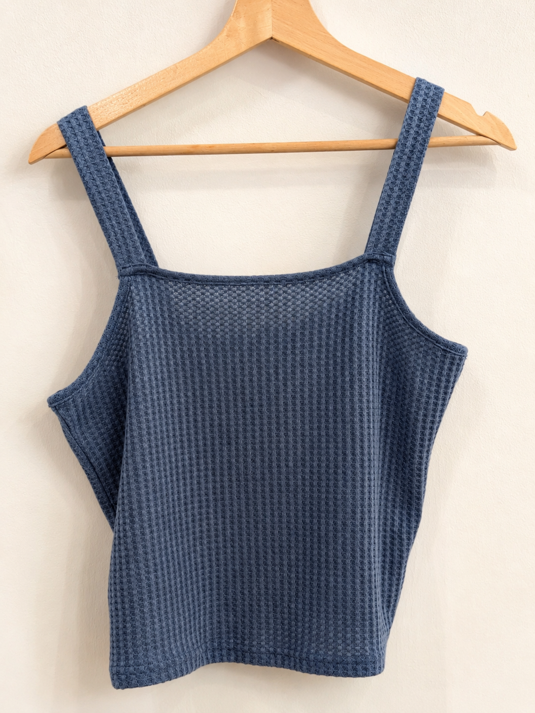 Top azzurro polvere