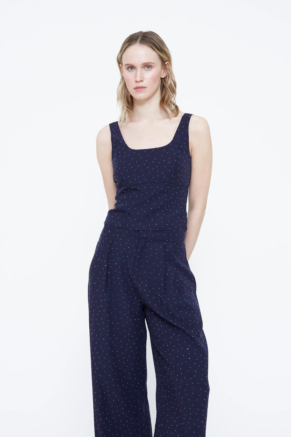 TOP BLU NAVY IN CREPE CON APPLICAZIONI