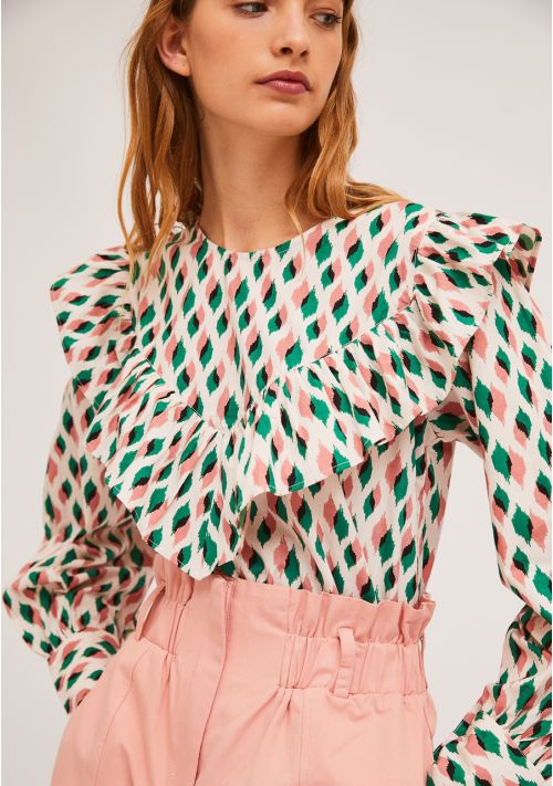 TOP CON BALZE E STAMPA GEOMETRICA