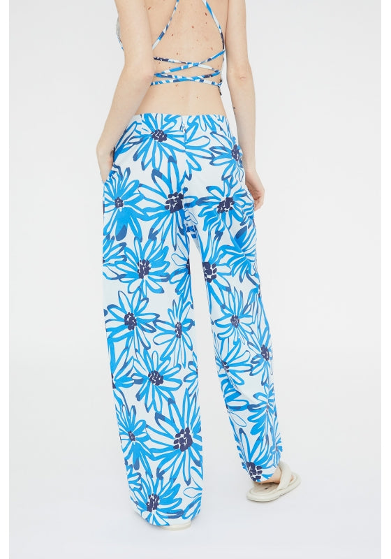 PANTALONE LARGO CON STAMPA FIORI BLU