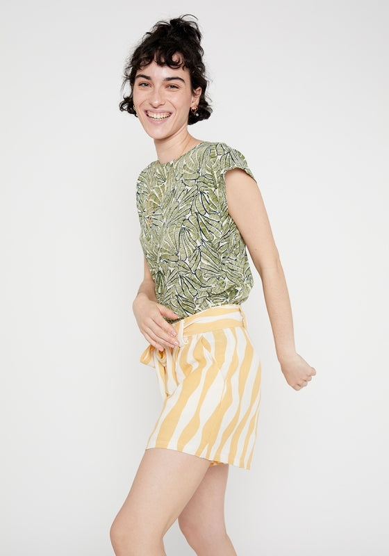 SHORTS CON RIGHE GIALLE VERTICALI